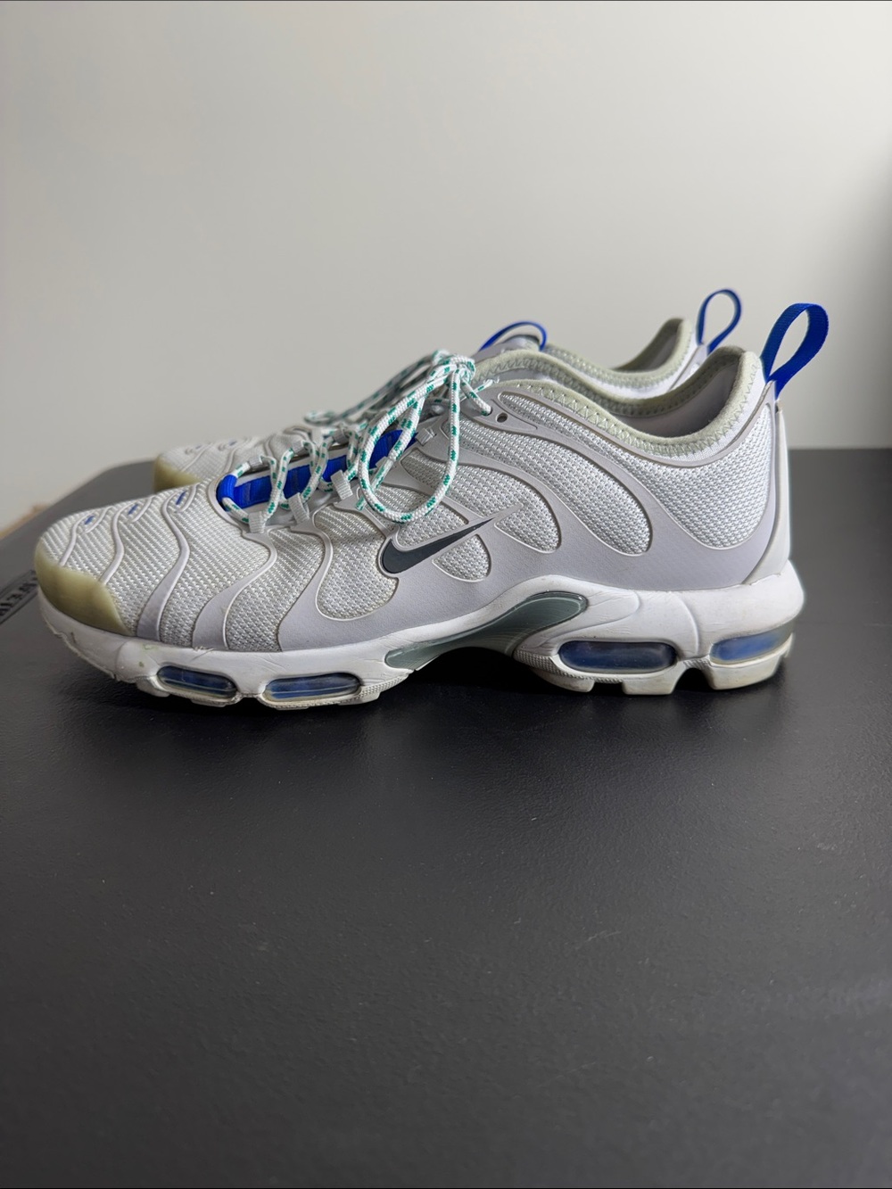 Nike mens 9 ultra grey blue Air Max plus AR4235-001 sneaker shoes